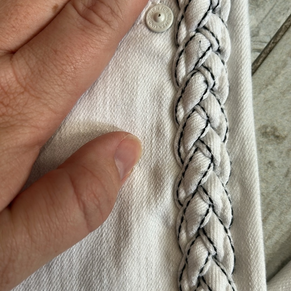 [7FAMK]  White Skinny Ankle Jeans  - Size 24 - Picture 2 of 8